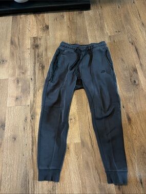 Nike Black Men's Tech Fleece Joggers - Drawstring Waist